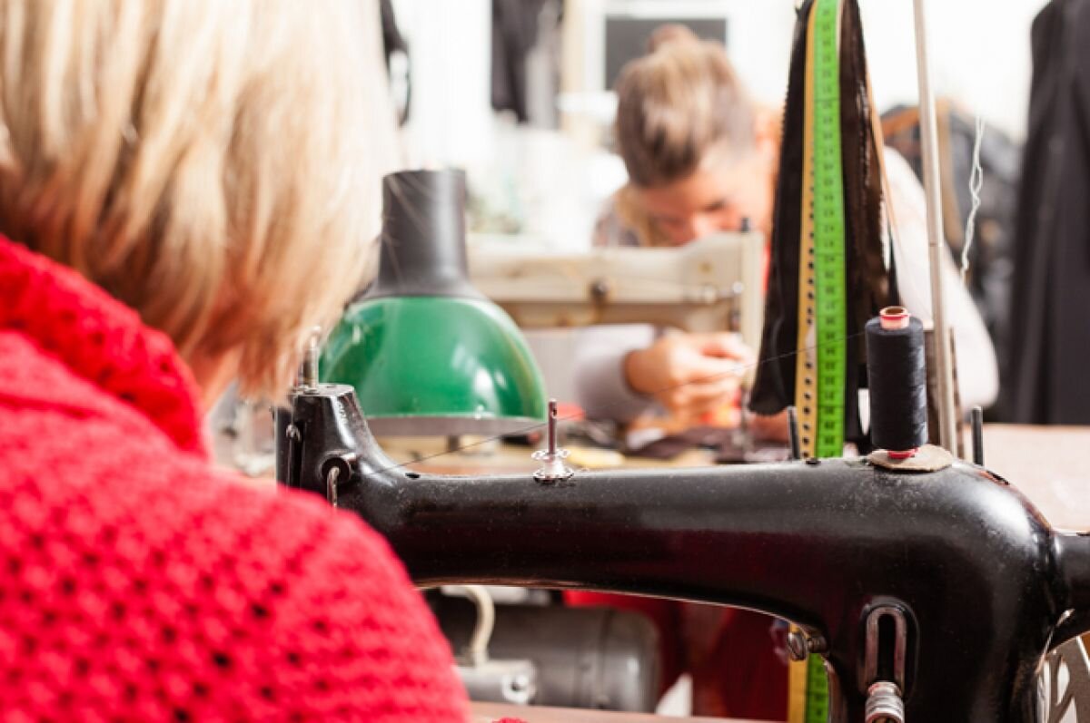    В российских регионах открываются предприятия лёгкой промышленности, которые ориентируются не только на внутренний рынок, но и на экспорт.