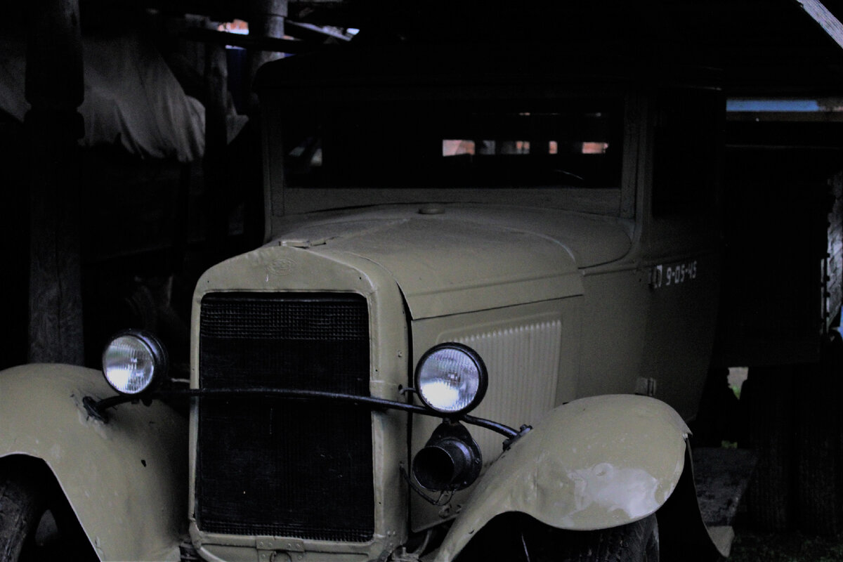 В Музее Мышкинский Самоходъ. Листайте фото ,чтобы увидеть больше.