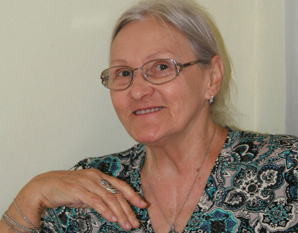 Галина в Питере. 5 лет после инсульта, здесь ей 71 год