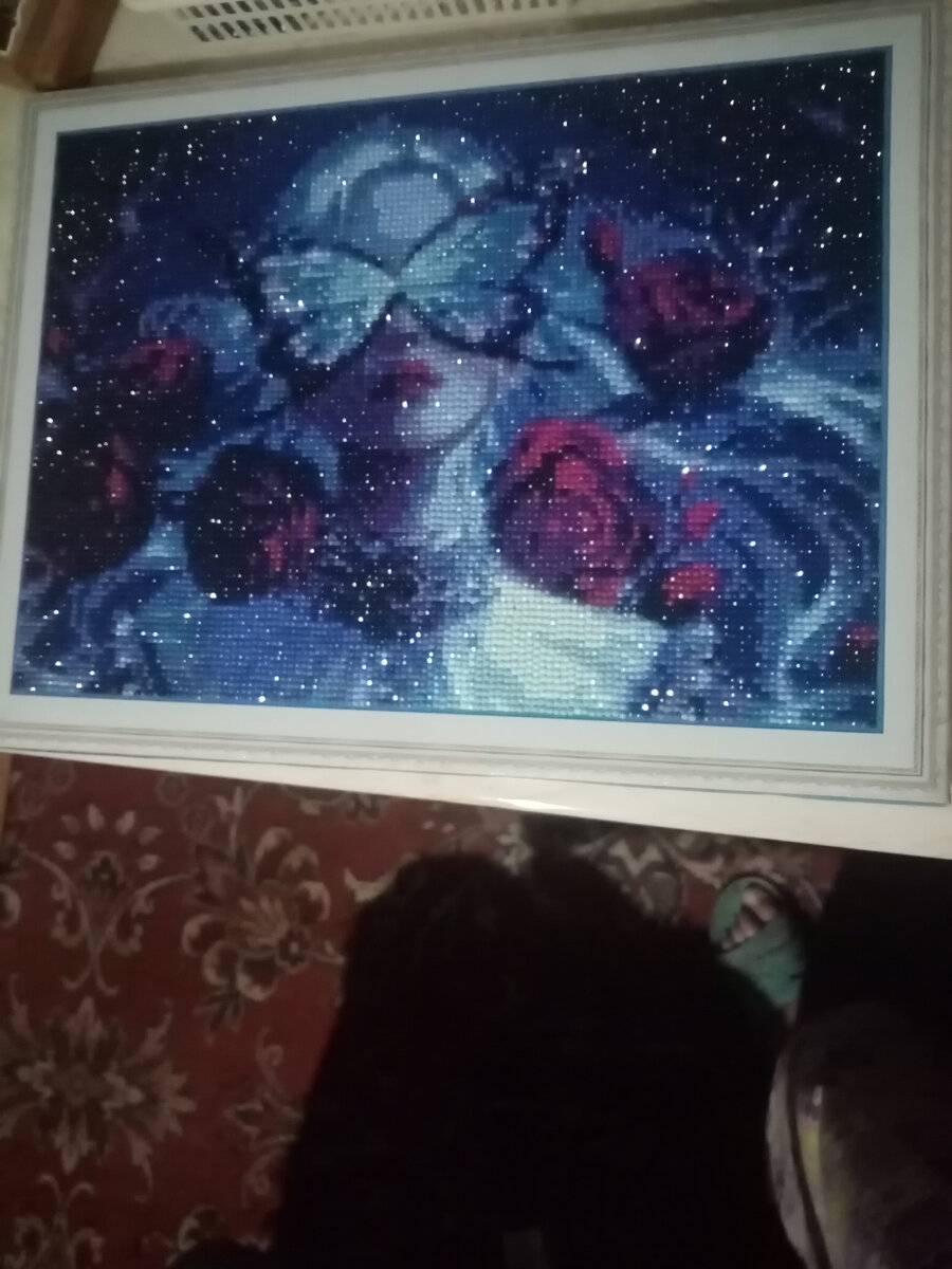 Работа готова три месяца вышло на эту работу одним словом больше работу на под рамнике праться не буду