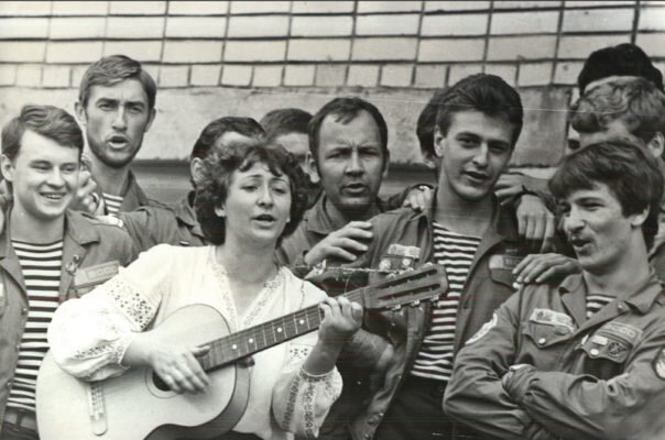    Студенты Одесского института судостроения (город Гагарин, фото Владимира Галая)