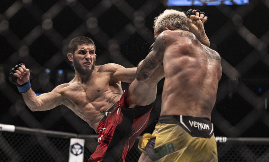    Впереди у Ислама Махачева бой с бойцом №1 в UFC Александром Волкановски. Фото: Reuters