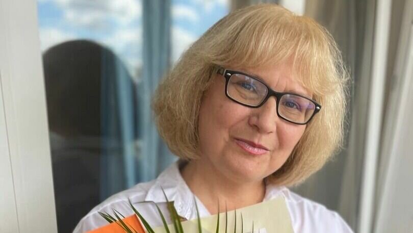    Нижегородская «училка» Татьяна Гартман обратила внимание на ошибку в речи известного российского журналиста Владимира Познера. Ролик с разбором неправильного употребления слова она опубликовала в социальных сетях.