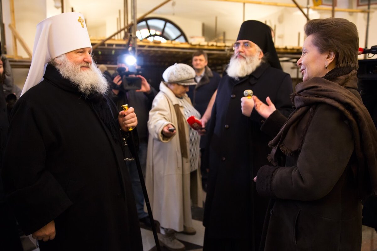    Губернатор Югры Наталья Комарова встретилась с митрополитом Ханты-Мансийским и Сургутским Павлом