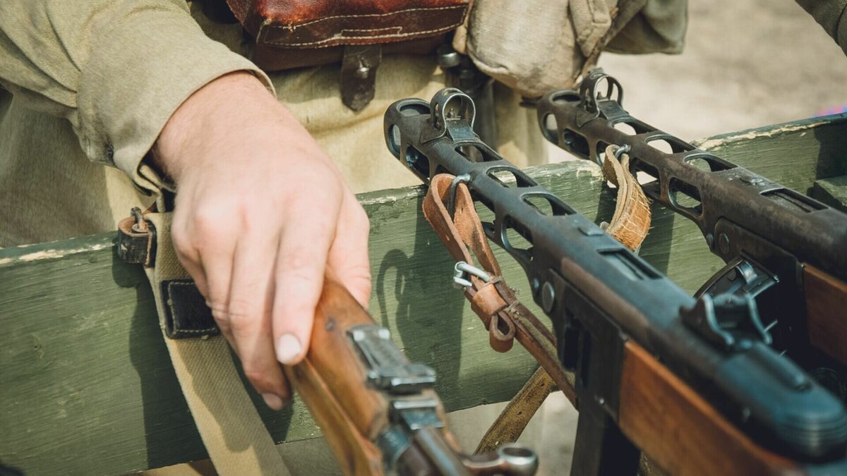     В Волгограде на Мамаевом кургане 28 января пройдет военно-историческая реконструкция «Путь к Победе». Зрители увидят один из эпизодов операции «Кольцо» по уничтожению окруженной под Сталинградом группировки немецко-фашистских войск.