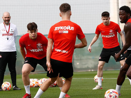     «Спартак» на сборах с узбекским АГМК вместо «Левски». / spartak.com