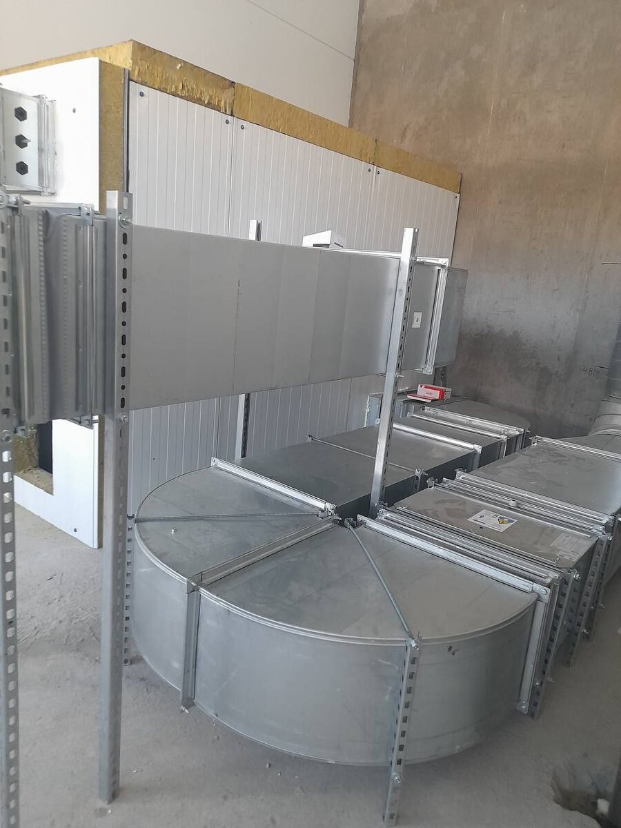  📷    В Орске работы по реконструкции стадиона «Локомотив» планируется завершить к сентябрю Кристина Просвиркина