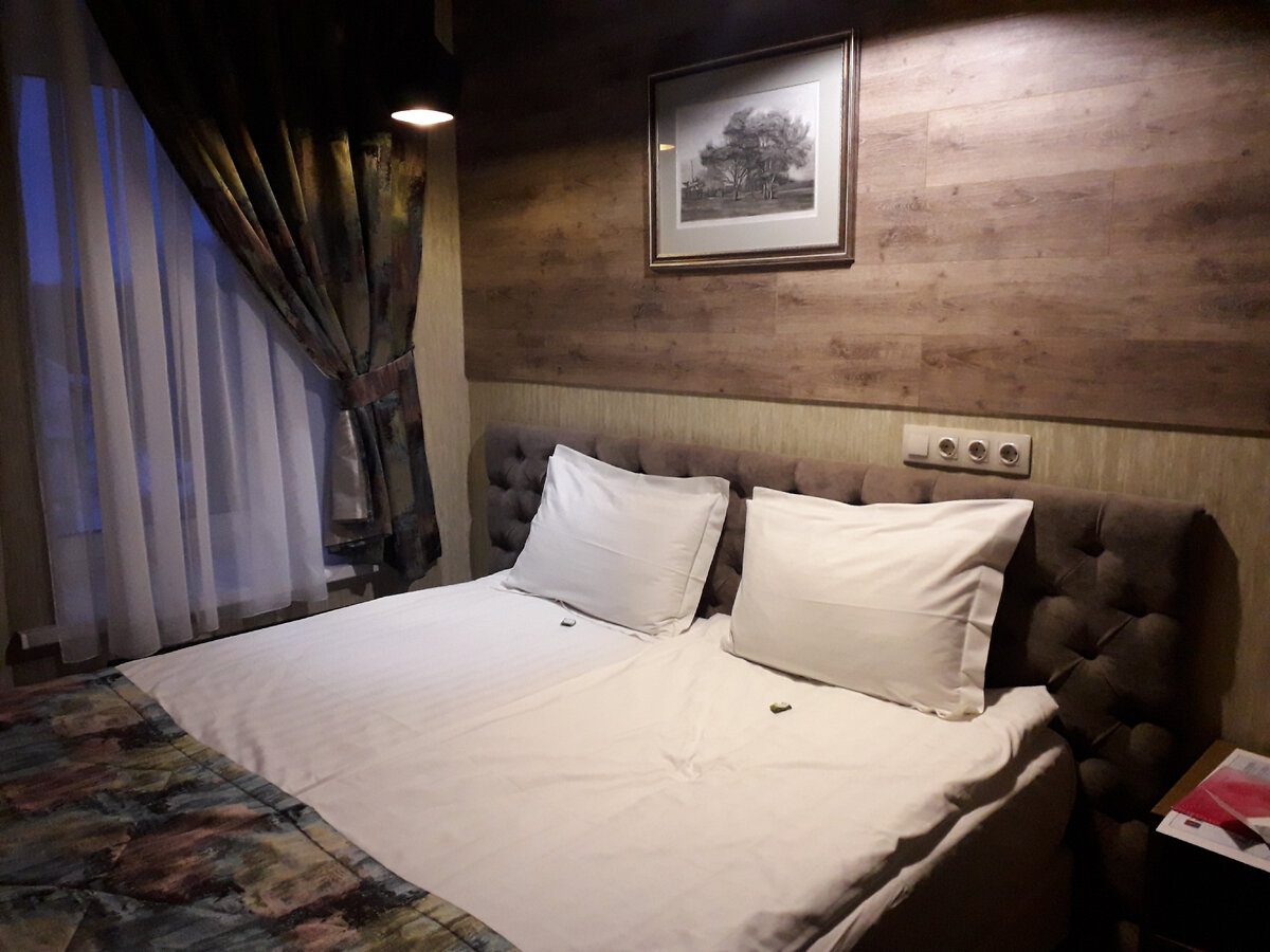 Наш номер в отеле "Есенин".  Фото автора.