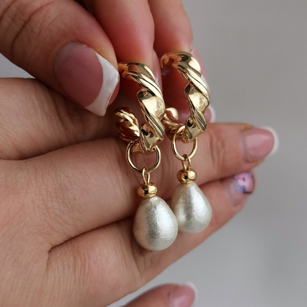 Позолоченные серьги с жемчугом, дизайн LARA.FA jewelry