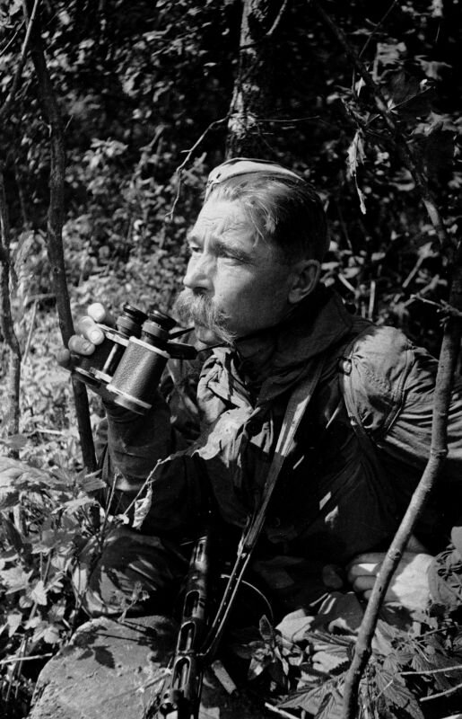 Разведчик 325-й «Двинской» стрелковой дивизии А. Г. Фролченко. Фотография: Анатолий Архипов.