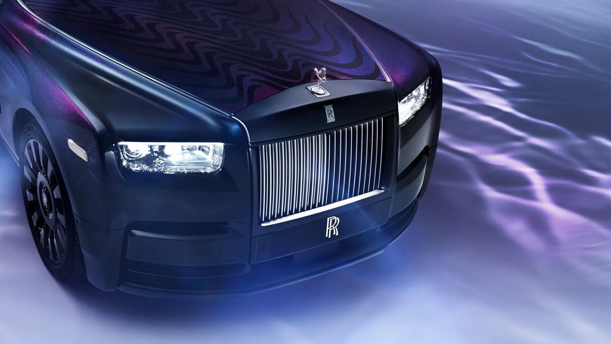 Rolls Royce Phantom длиннобазный