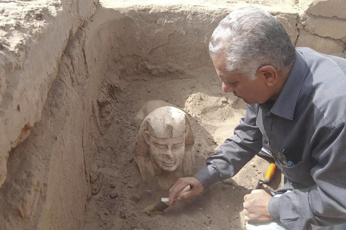 Сфинкс римской эпохи с человечиским лицом, найден в Египте