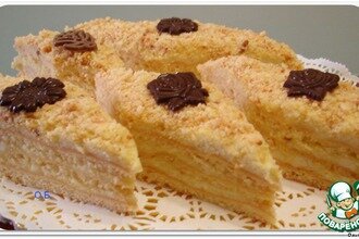 Мука 350 г сметана 3ст.л. масло сливочное 100г в тесто 100г для суфле 200 г. Сахар 100 грамм в тесто 1шт. для суфле 2 шт.мед-1,5ст-л. Творог 50 г крахмала 2 ст-л. Ванилин. Сметана сливочное масло 100 г яйцо 1 мёд сахар 100 г сметану 1 разрыхлитель Хорошо  перемешать. Добавить муку положить тесто в холодное на 40 минут разделить тесто 3 части. Выпекать три Коржа при 180 градусов до золотистого цвета смешать всё поставить на водяную баню варить до загустения! Горячая суфле наносить наносим на коржи разрезать на кусочки. Приятного аппетита!