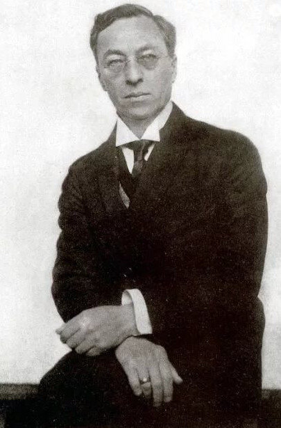 Василий Кандинский. Источник всех фото сайт Яндекс картинки.