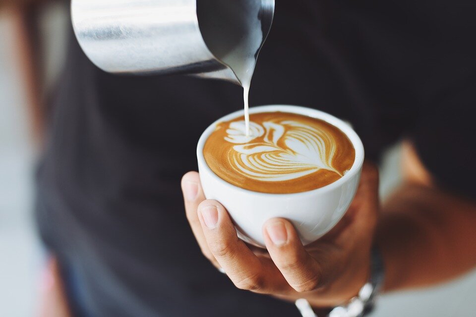 чрезмерное употребление кофе может усилить нервозность