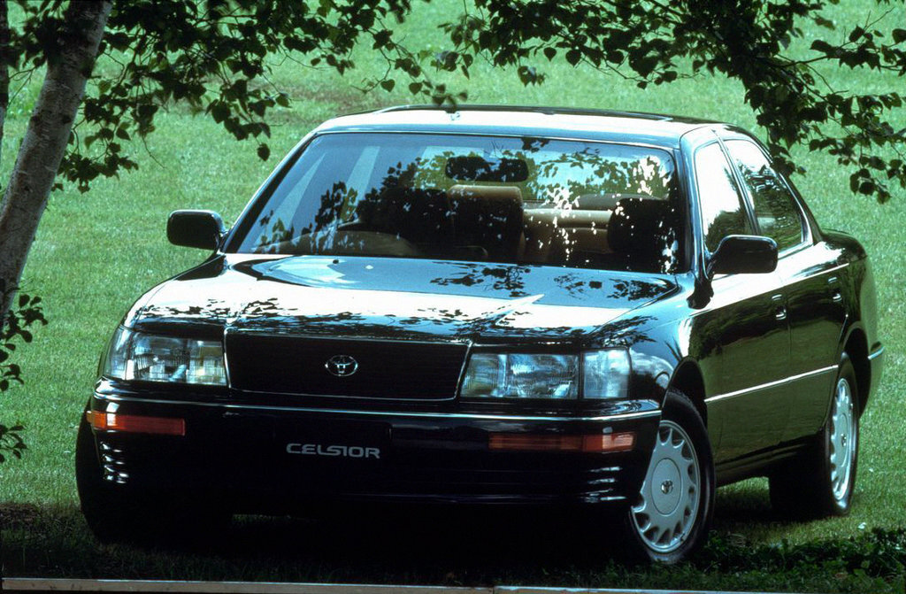 Toyota Celsior 1989, седан, 1 поколение, XF10 - 10.1989 - 09.1992 г.в. 