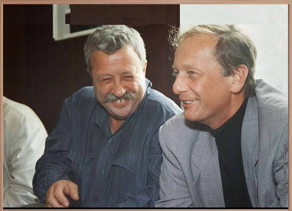 Леонид Якубович и Михаил Задорнов. Фото ТАСС 
