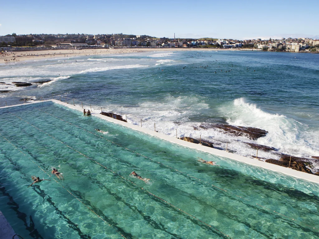 Бассейн Bondi Aisberg Австралия