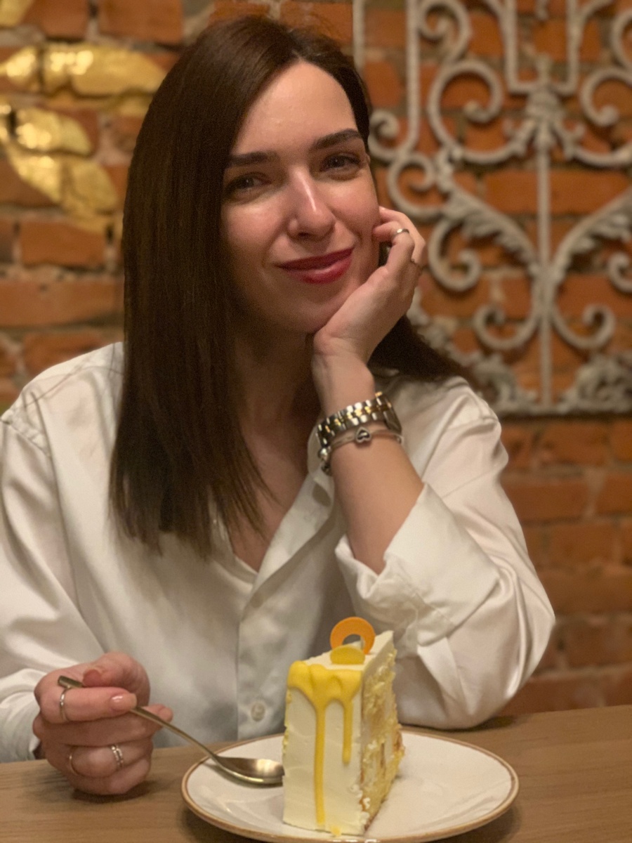 Болотова Юлия - психолог, семейный терапевт, член Ассоциации когнитивно-поведенческой психотерапии