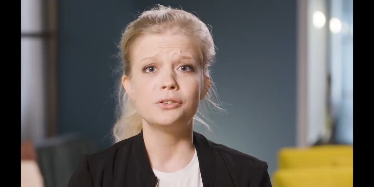 Она заплачет, наверное.