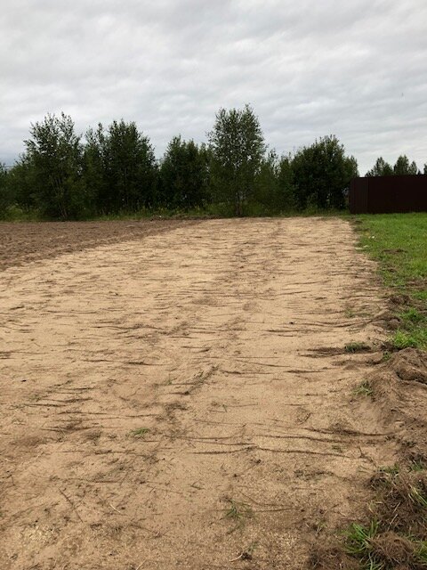 идеально ровно сделать не получилось, да и цели такой не было
