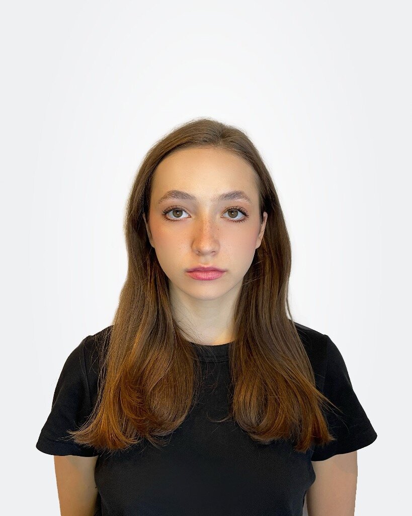 Такое фото получилось в итоге, со всеми обработками. Можно пролистать вниз чтобы наглядно сравнить с оригиналом. Но оно ещё не обрезано.