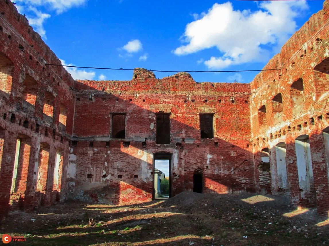 Источник - https://saratovtravel.ru/mesta/bolshoj-karaman/marientalskaja-nemeckaja-kirha/. Большое спасибо за фото!