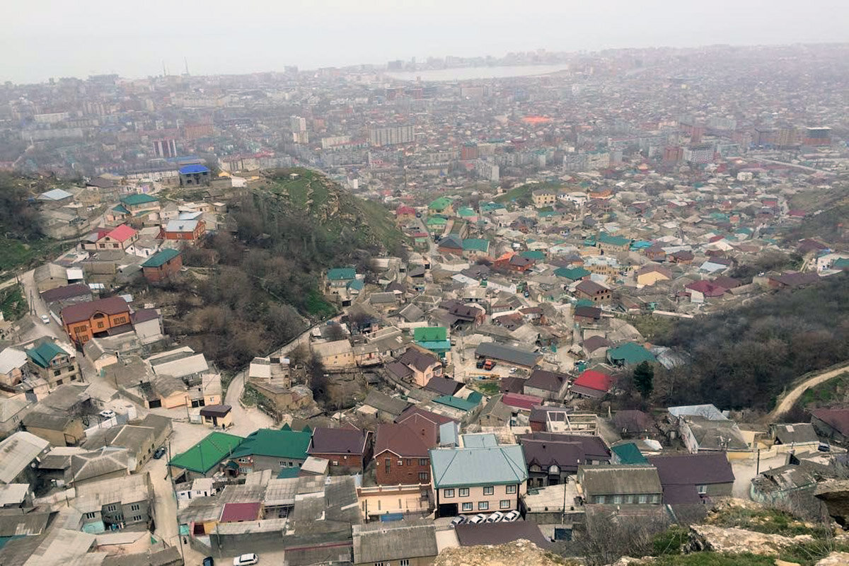 Гора Тарки Тау в Махачкале