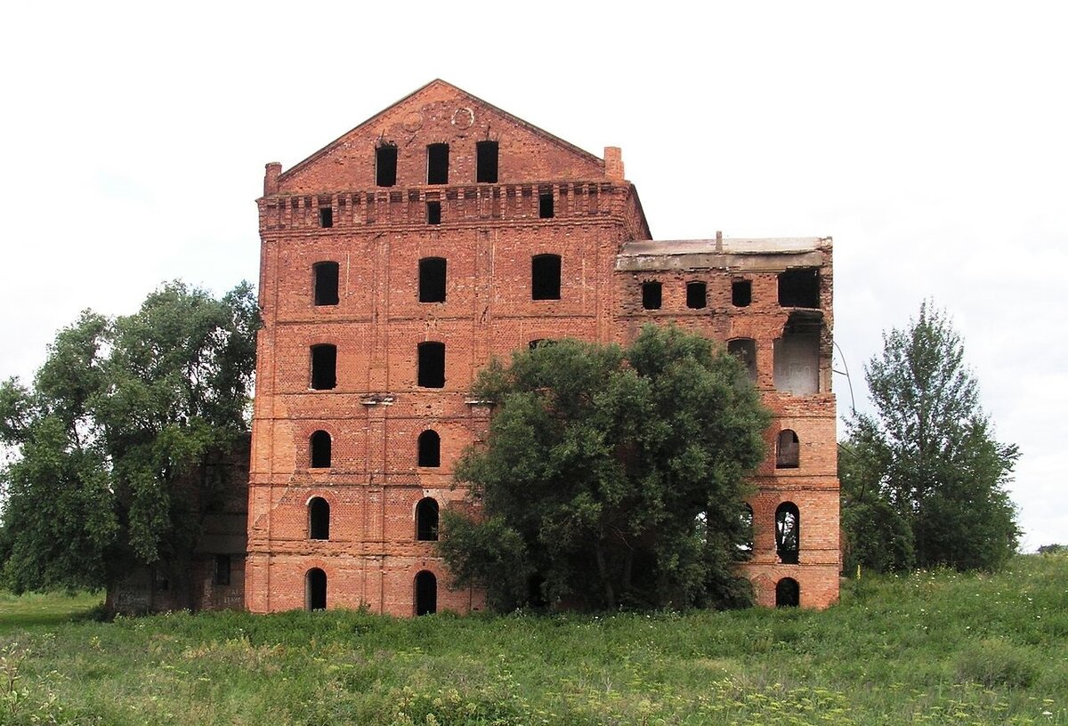 Мельница в ливнах история. Адамовская мельница Ливны. Город Ливны Орловской области Адамовская мельница. Адамова мельница в Ливнах. Адамова мельница Орловская область.