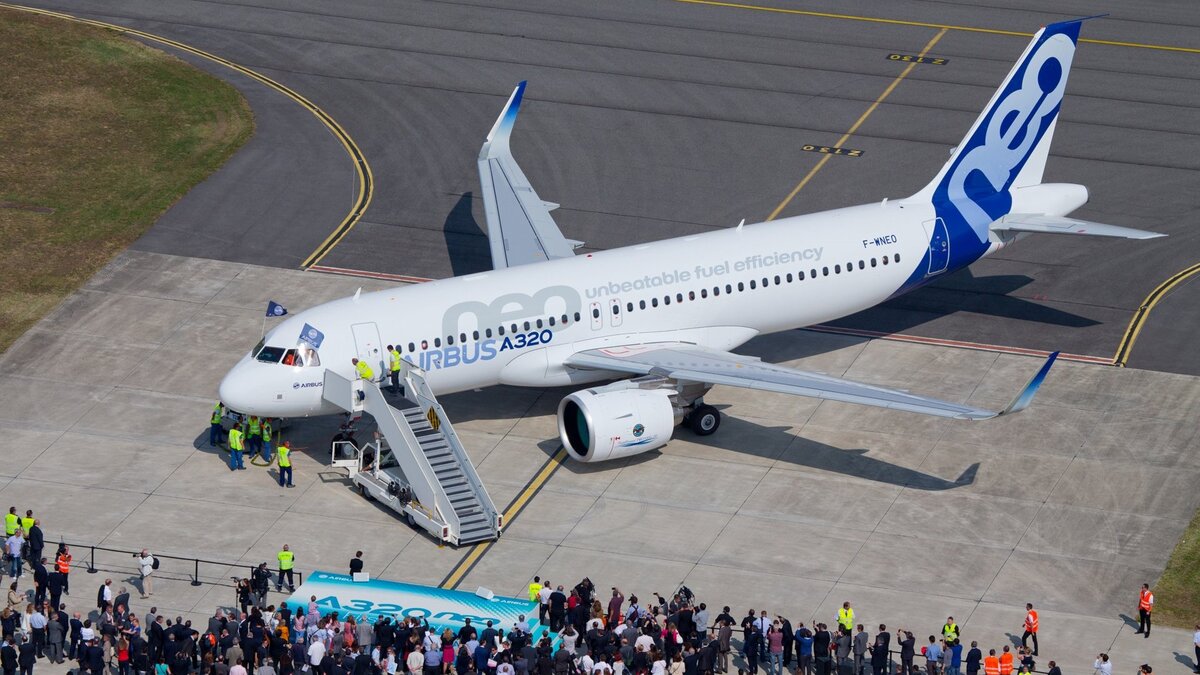 Презентация Airbus A320neo. Взято из Яндекс-картинок