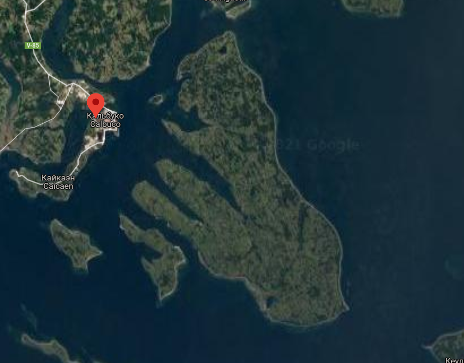 Остров Пулуки - большой остров, расположенный справа от Кальбуко