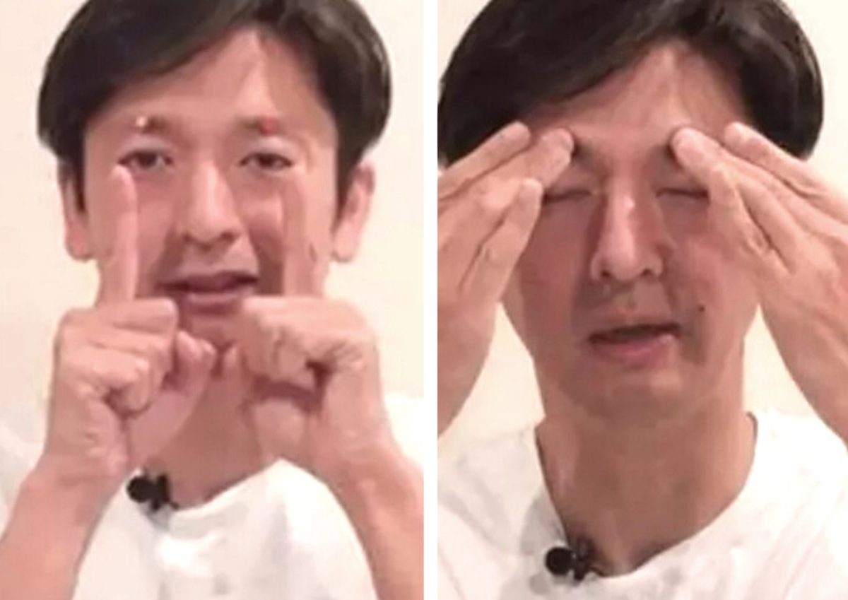 Рефлексотерапевт Таира Мизарани показывает, как выполняется эта техника 