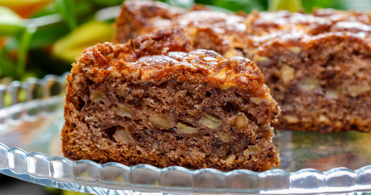 Медовый пирог с орехами