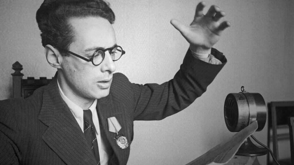 Количество зрителей прямых эфиров в Телеграм не ограничено. Все подписчики получат анонс запланированной трансляции и уведомление о её начале. Можно пригласить гостей и предоставить им слово, можно показать презентацию, а с ростом навыков и использованием стороннего ПО — можно устраивать полномасштабное телешоу с графикой, монтажным врезами и «прямыми включениями корреспондентов».
