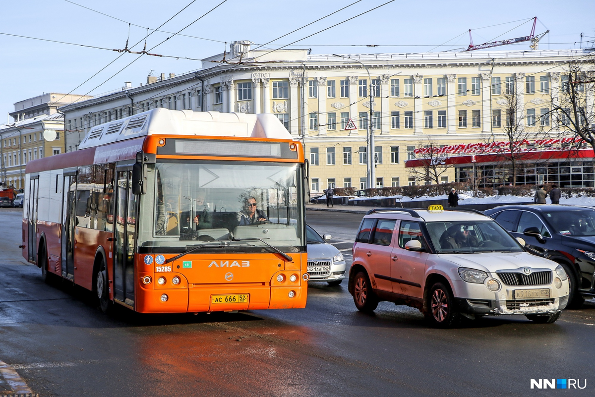 Нижний новгород транспортные. 40 Автобус Нижний Новгород. 58 Автобус Нижний Новгород маршрут. Нижний Новгородский автобус. А40 Нижний Новгород.