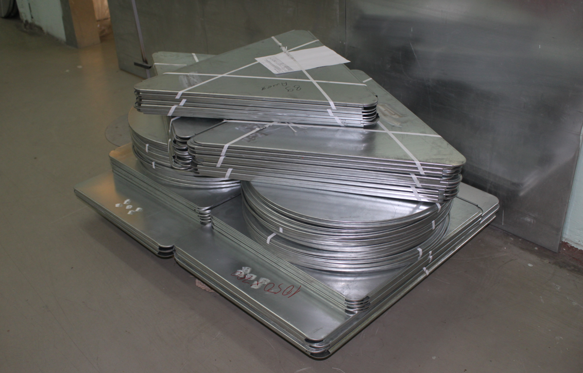 Компания Знак Трейд производит дорожные знаки согласно всем  стандартам ГОСТ.