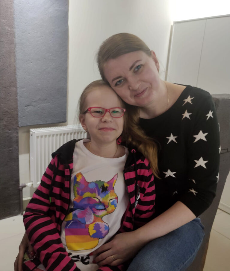 Настя с мамой
