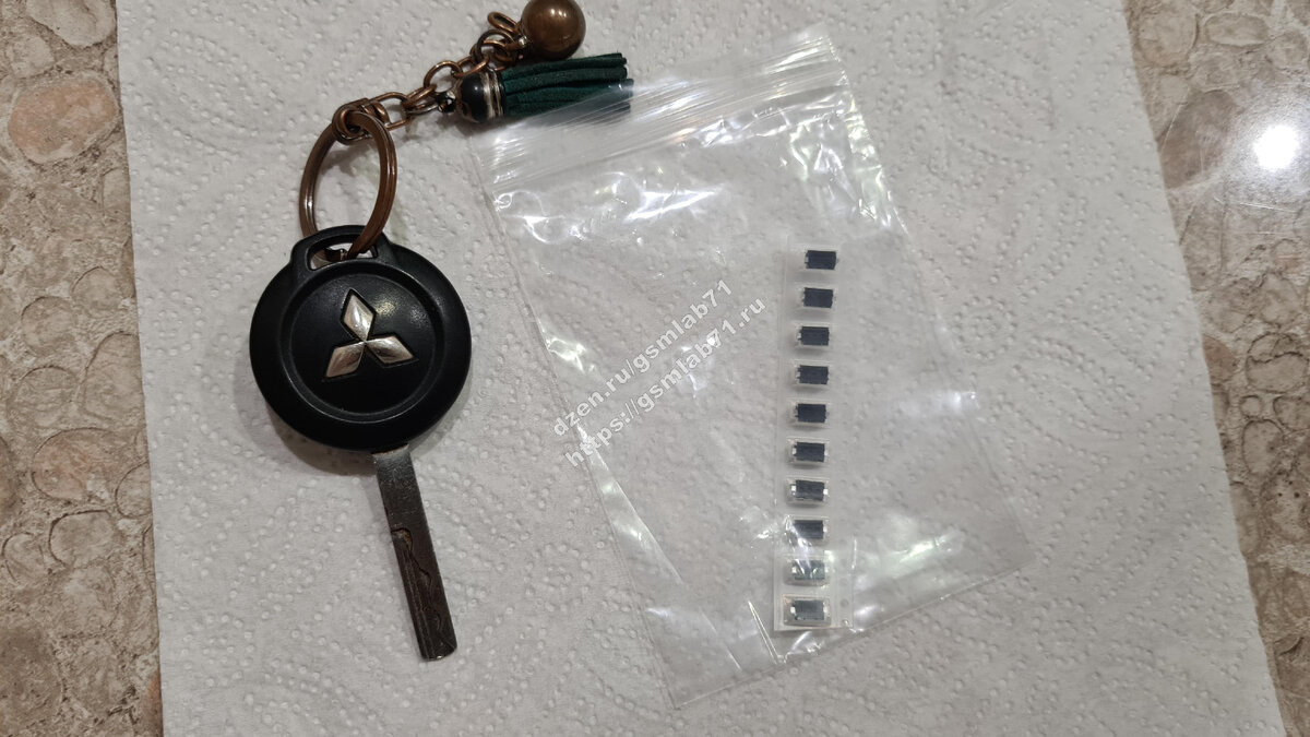 Ключ Mitsubishi Colt и новые кнопки.