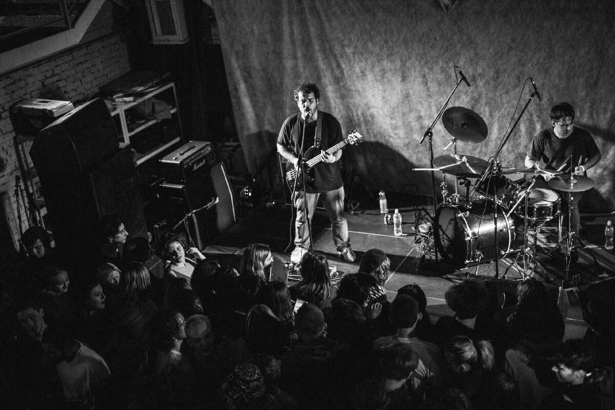 Группа "Досвидошь", сольный концерт в клубе "Бумажная Фабрика", Москва, 2022 год