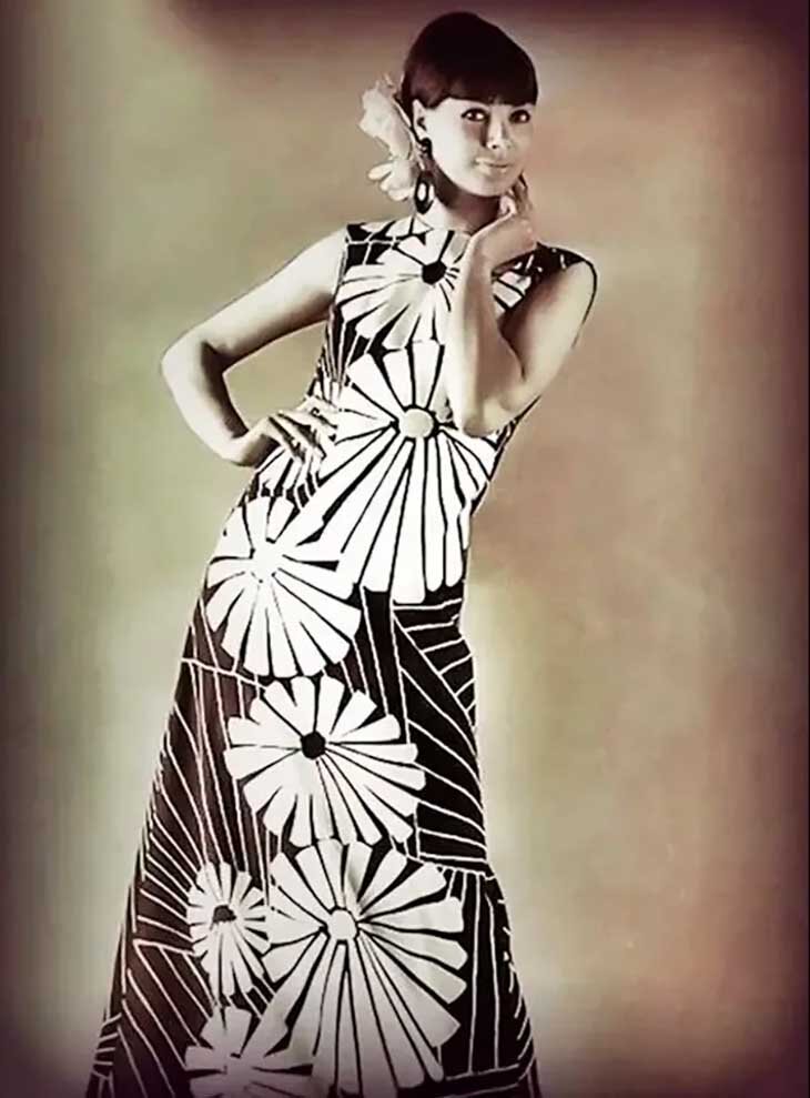 изображение с сайта https://novyefoto.ru/fotos/Manekenshchitsa-Regina-Zbarskaia-Biografiia-S-Foto-Lichnaia.html