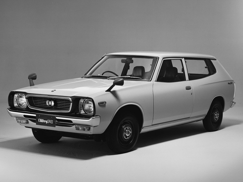  Volvo P1800 — серия спортивных автомобилей, выпускавшихся компанией  в кузове купе с 1961 по 1973 год за год до прекращения производства обрел второй тип кузова, компания назвала его  шутингбрейк ,-2