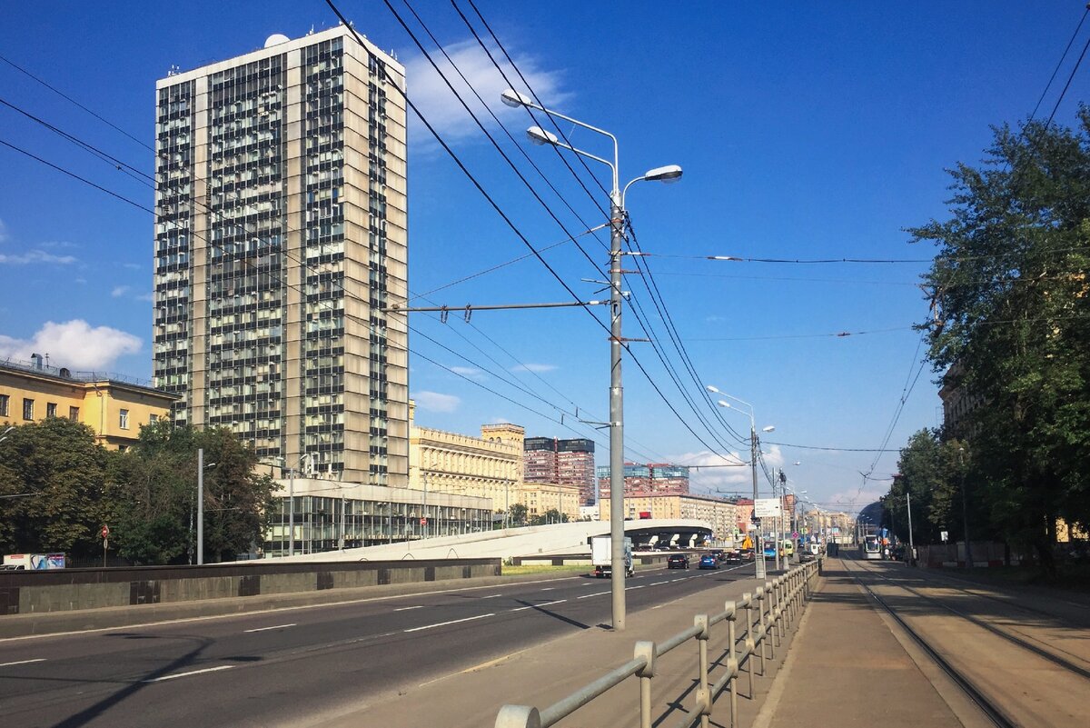 © Геннадий Грачев / CC BY 2.0 (Здание института «Гидропроект» на Волоколамском шоссе в Москве)