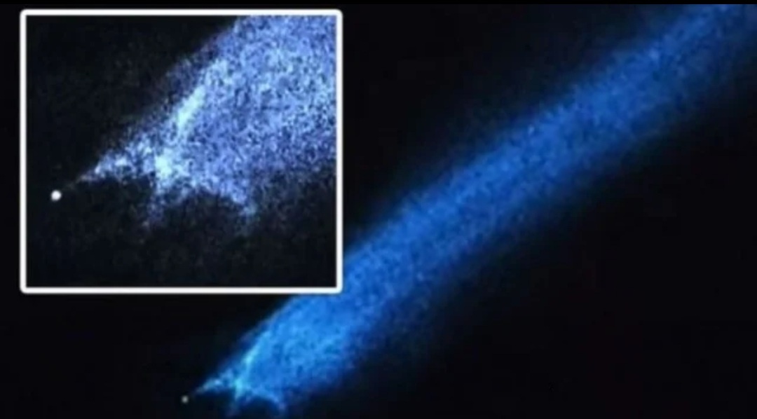 Снимок неизвестного объекта, приближающегося к Земле.