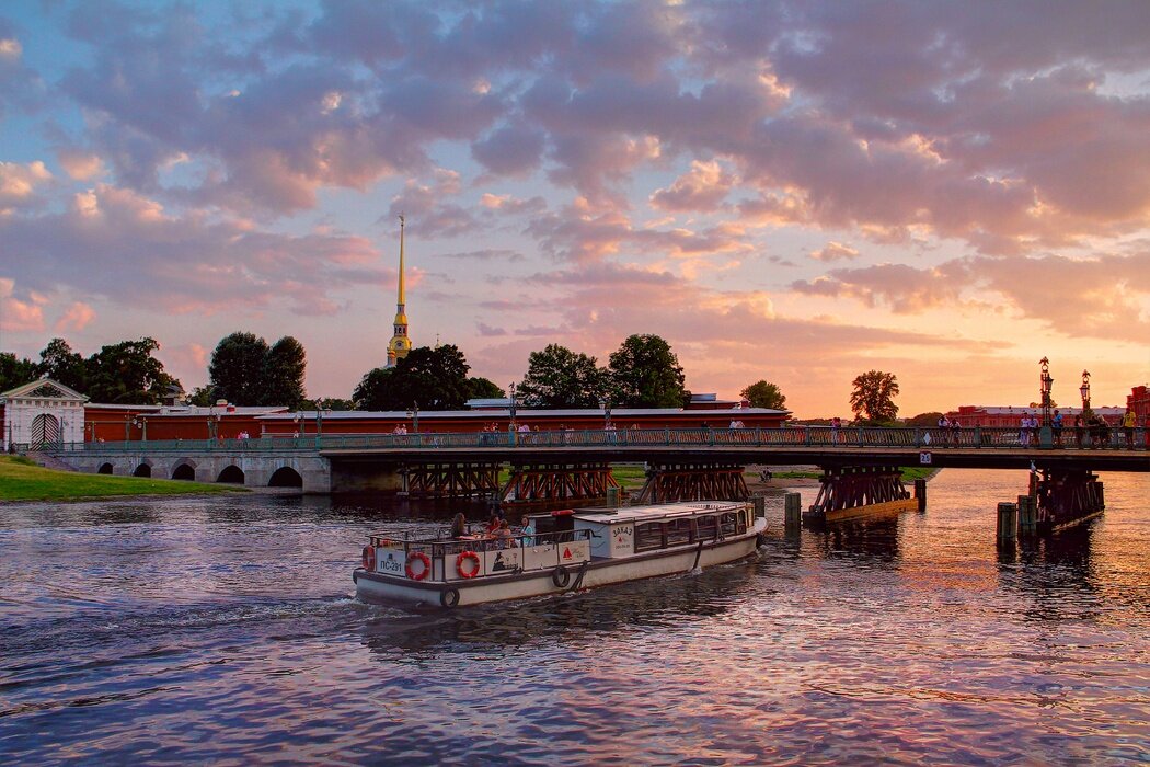 Иоанновский мост петропавловской крепости фото Петропавловская крепость Семейство отелей Familinn СПб Дзен