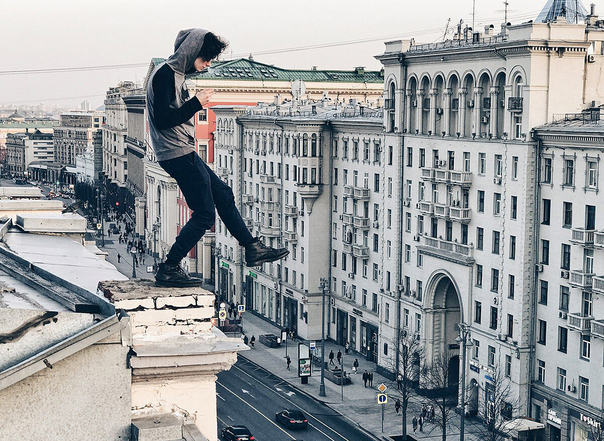 Картинки на крыше дома