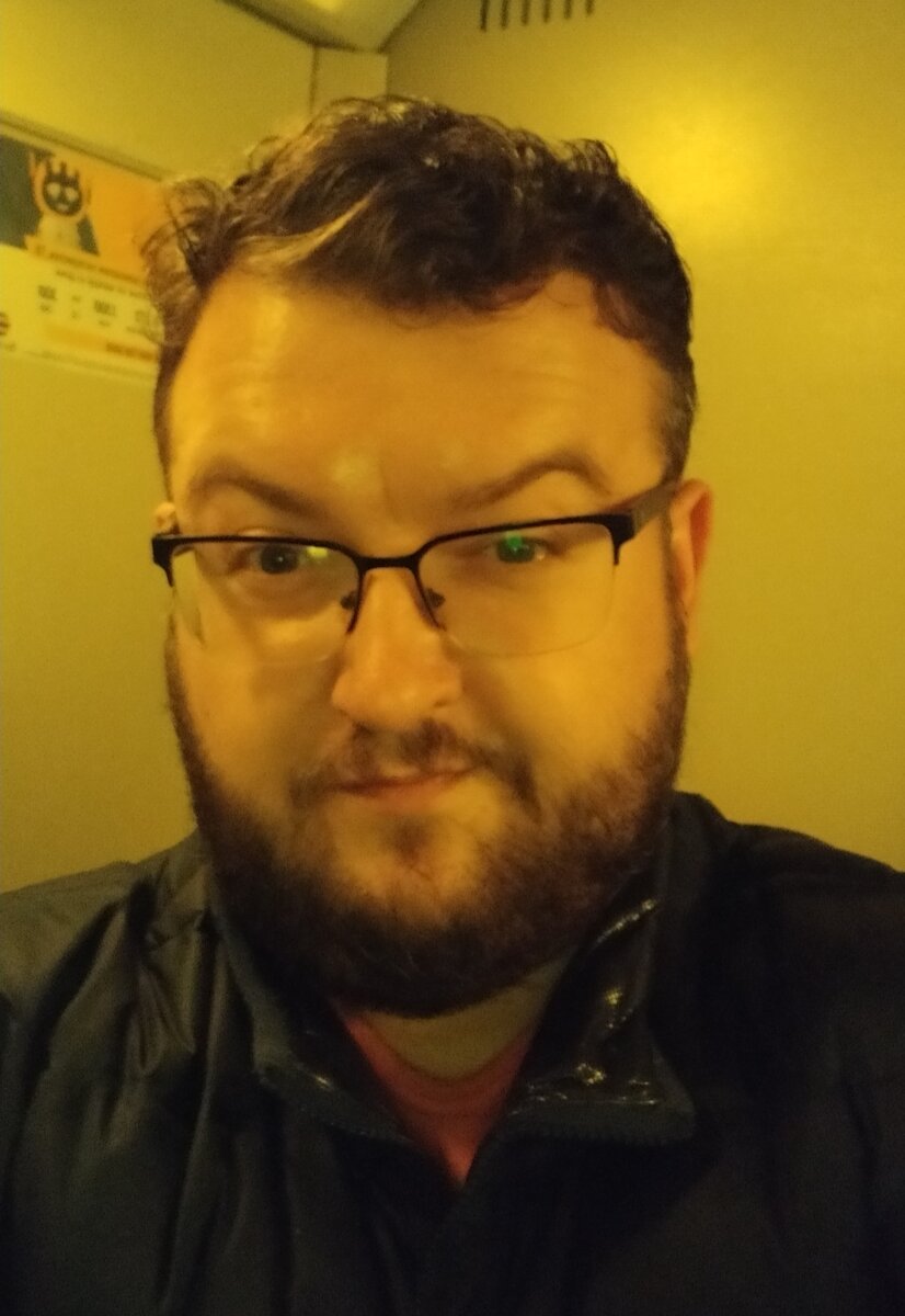 когда 1й день на диете а уже фоткаешься в лифте-))))