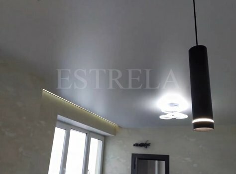 Натяжной потолок в квартире