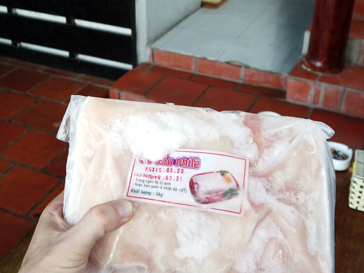 Филе крокодила в заморозке 