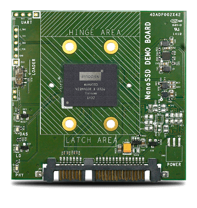 Поверхностное натяжение заставляет расплавленный припой зафиксировать микросхему ровно над тем местом, где она должна находиться на плате.
