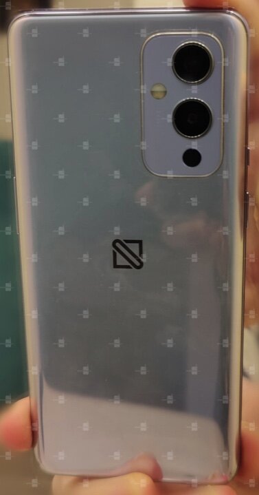 фото http://www.slashleaks.com/l/oneplus-9-5g-live-images